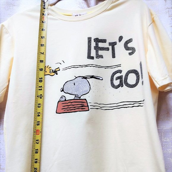 Peanuts Snoopy ONE SIZE Light Yellow Rhinestone Short Sleeve Tshirt - Picture 6 of 8